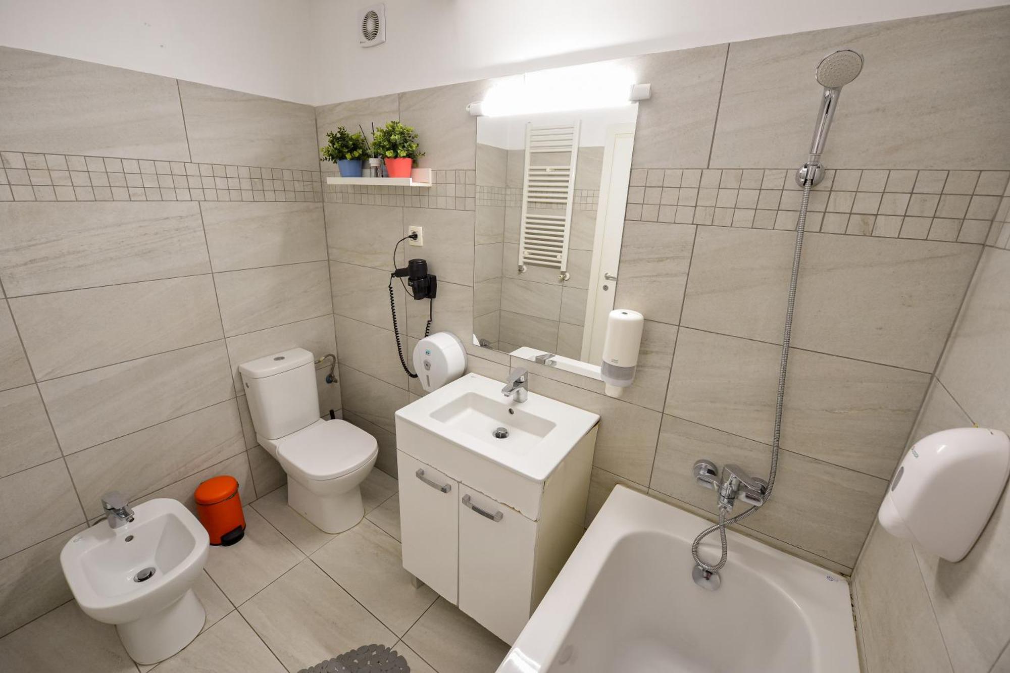 Harmony Residence Bucarest Esterno foto